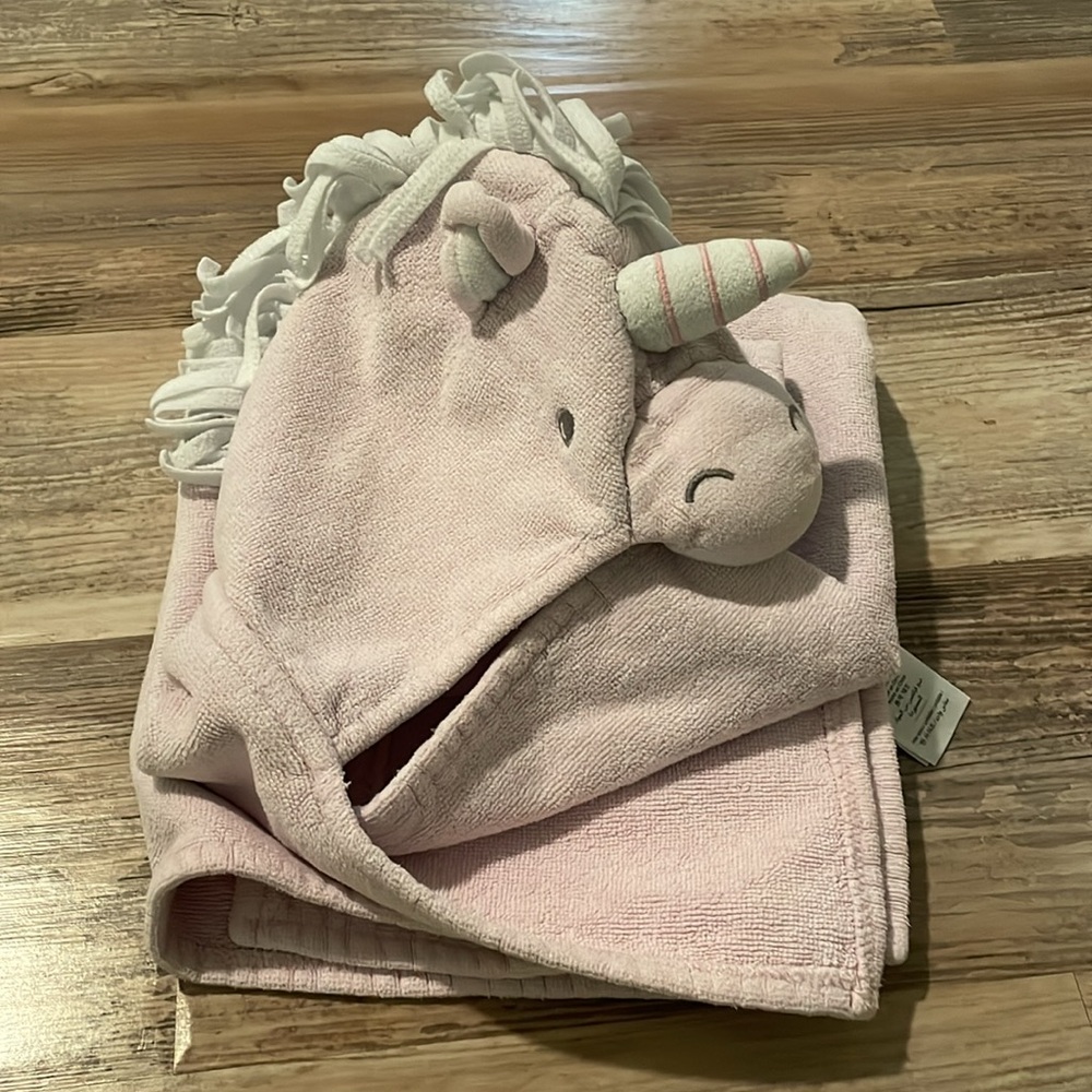 Pottery Barn kids unicorn hooded towel- “Skylar” personalization